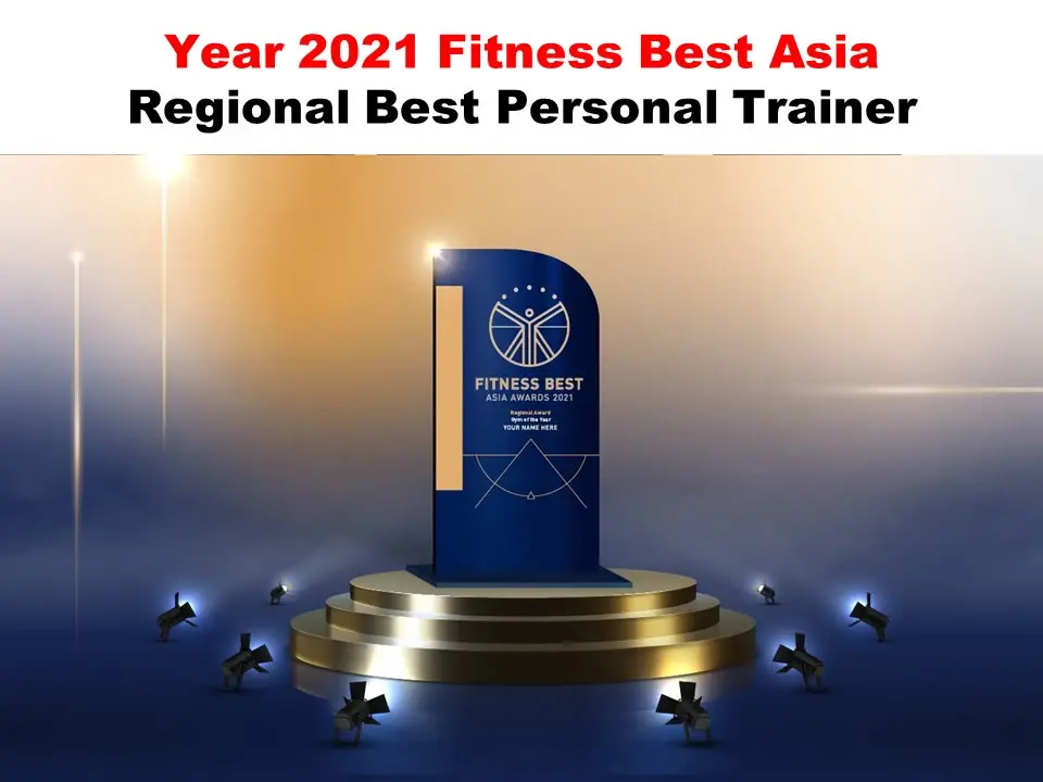Nelson Chong receiving the Fitness Best Asia Regional Best Personal Trainer award